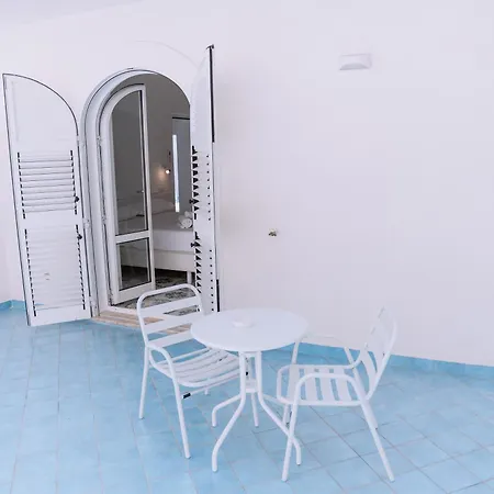Apartment Omare *