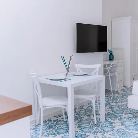 Omare Apartamento Ísquia