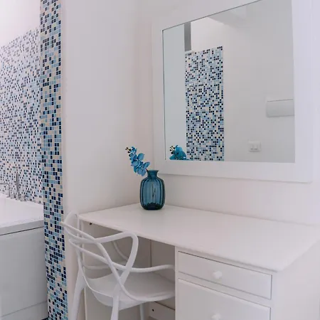 Omare Apartamento Ísquia