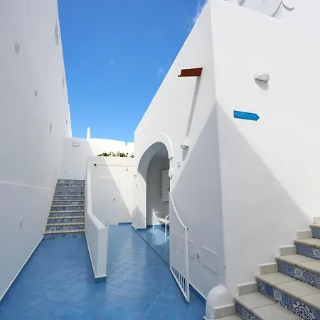 Apartment Omare *