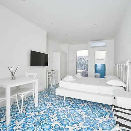 Omare Apartment