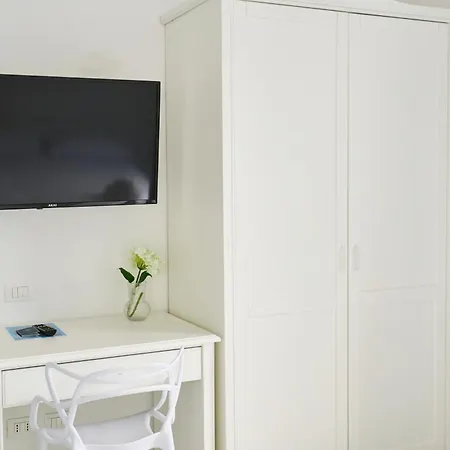 Omare Apartment
