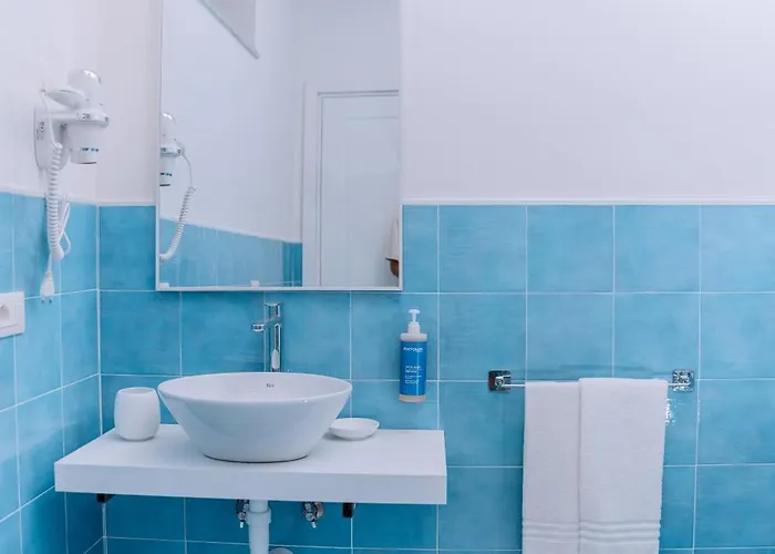 Omare Lejlighed Ischia