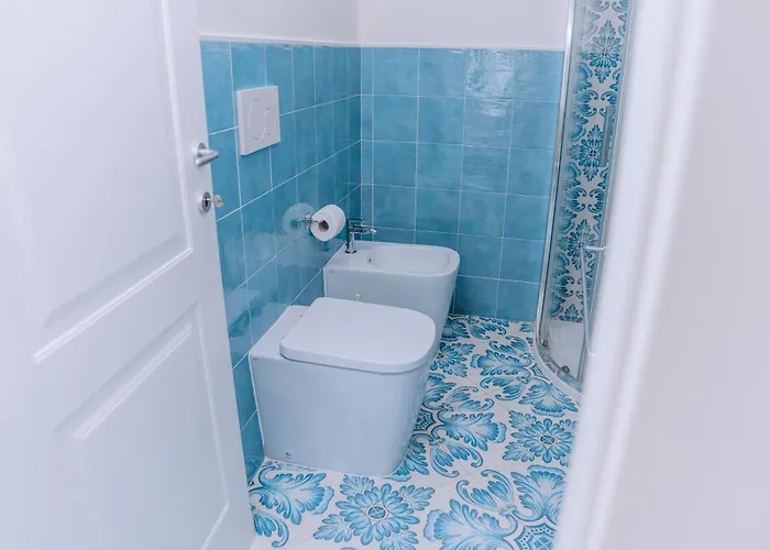 Omare Lejlighed Ischia