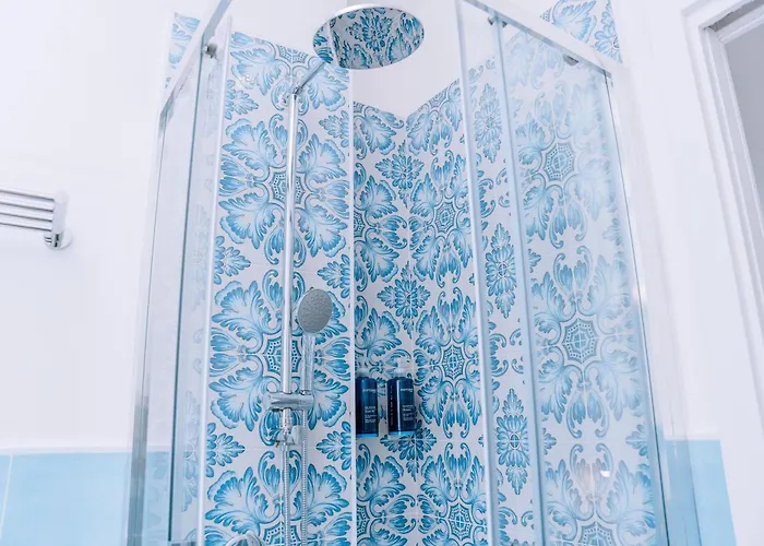 Omare Lejlighed Ischia